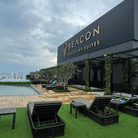 13 Beacon Executive Suites #Rooftoppool #Luxurysuites George Town Ngoại thất bức ảnh